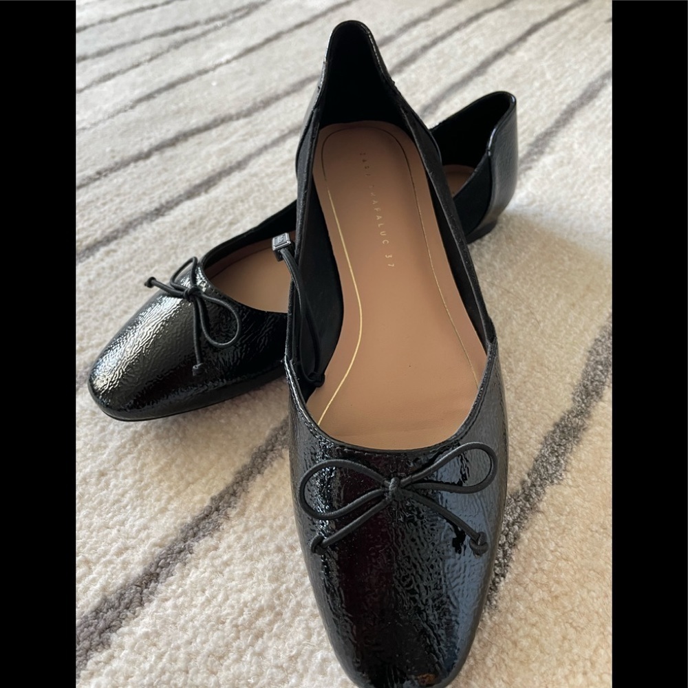 New - Zara flats